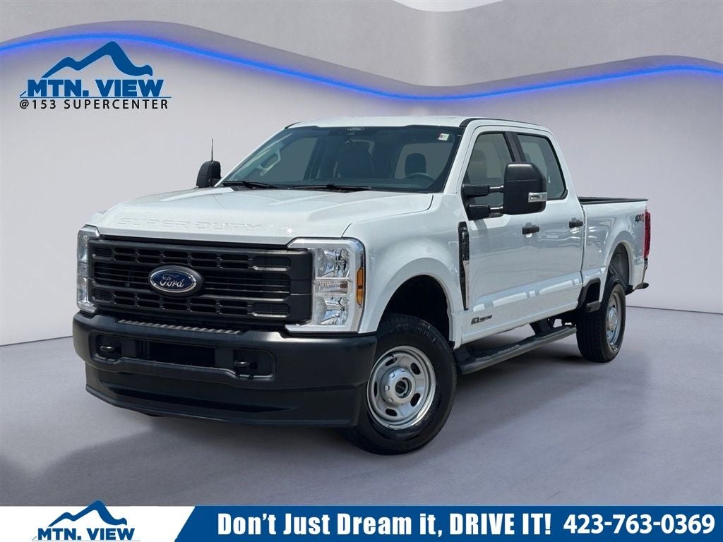 2025 Ford F-250SD XL in Oxford White — front three-quarter view