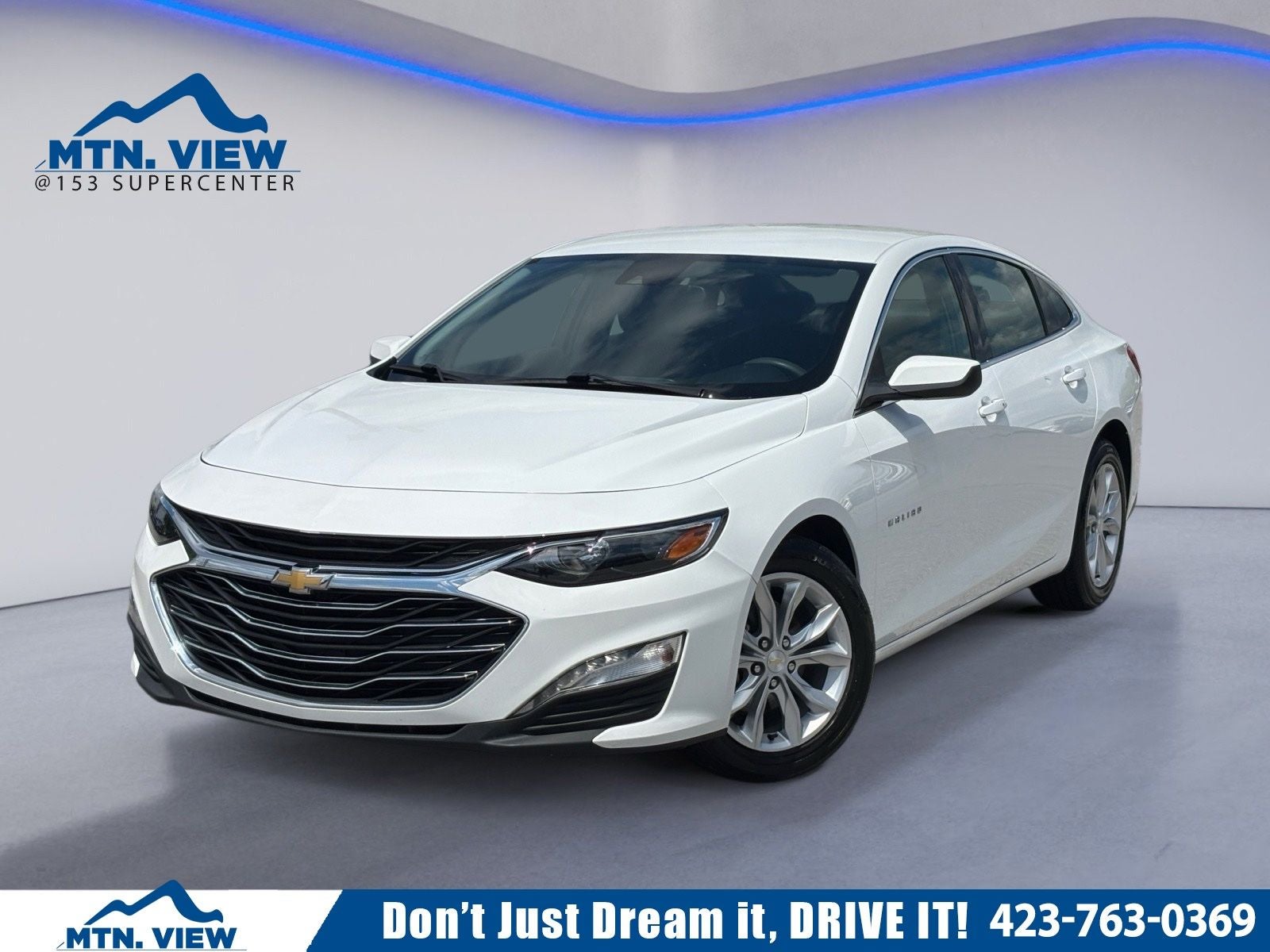 2024 Chevrolet Malibu LT 1LT in Summit White — front three-quarter view