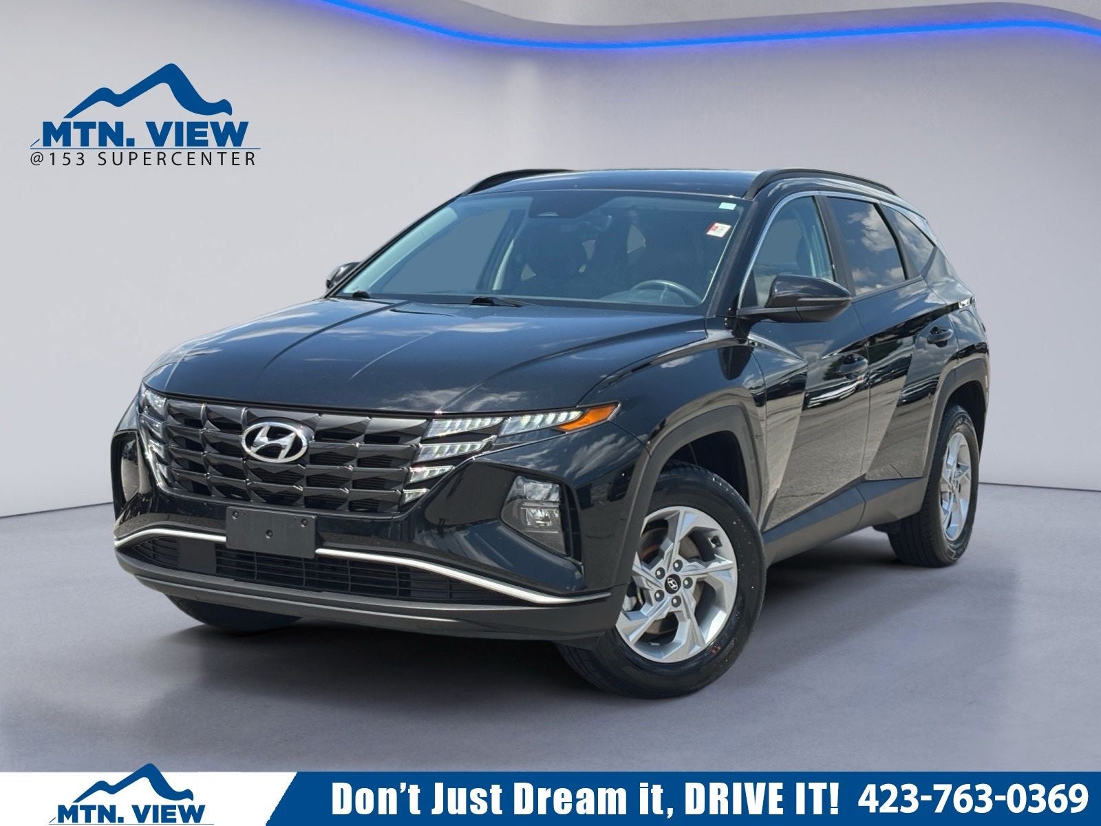 2023 Hyundai Tucson SEL in Phantom Black — front three-quarter view